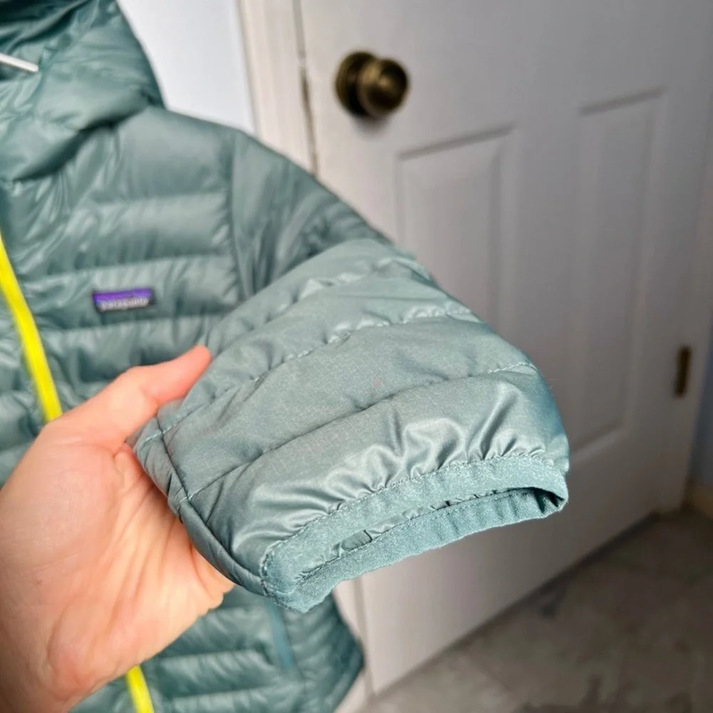 Patagonia down sweater hoody - Picture 9 of 13